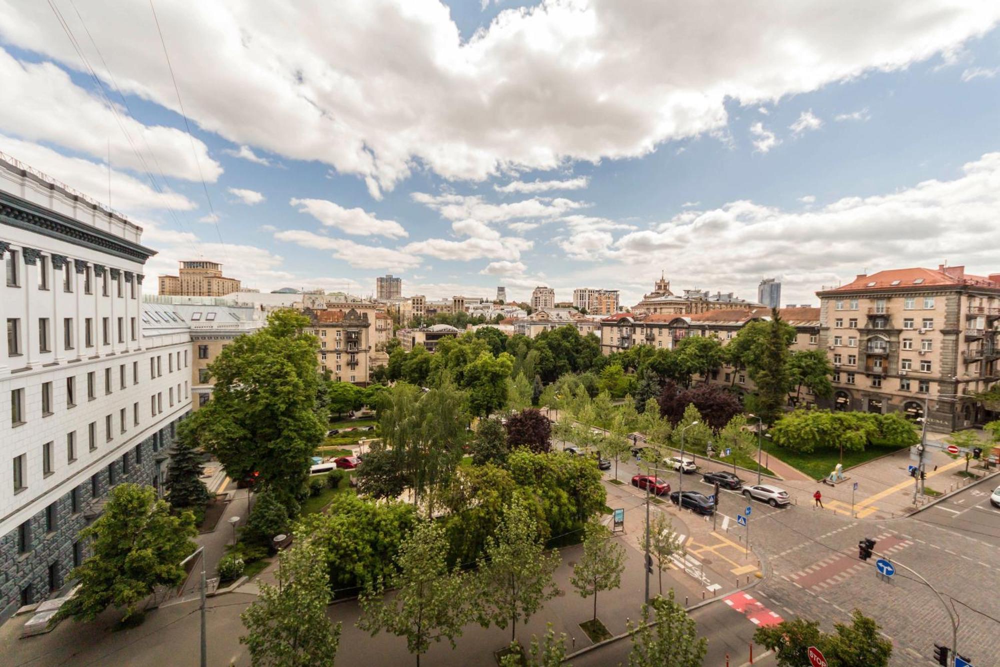 Dayflat Apartments Maidan Area Kyiv Exterior photo